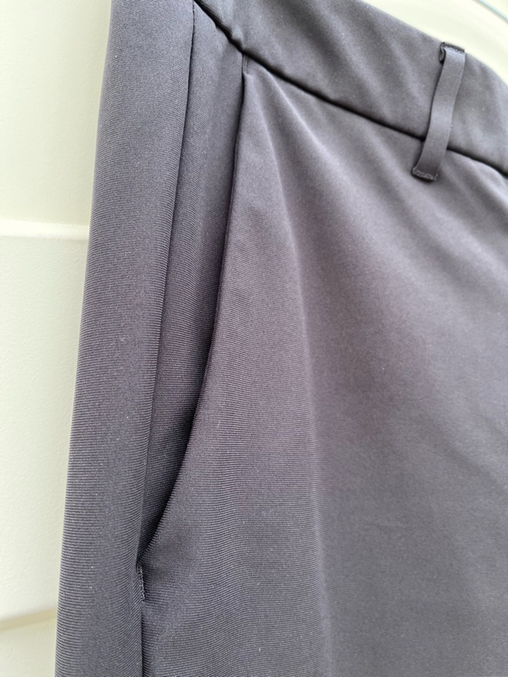 Lululemon ABC Classic Fit Pants Mens 33 Black 5 Pocket Flat Front Stretch - Picture 8 of 9